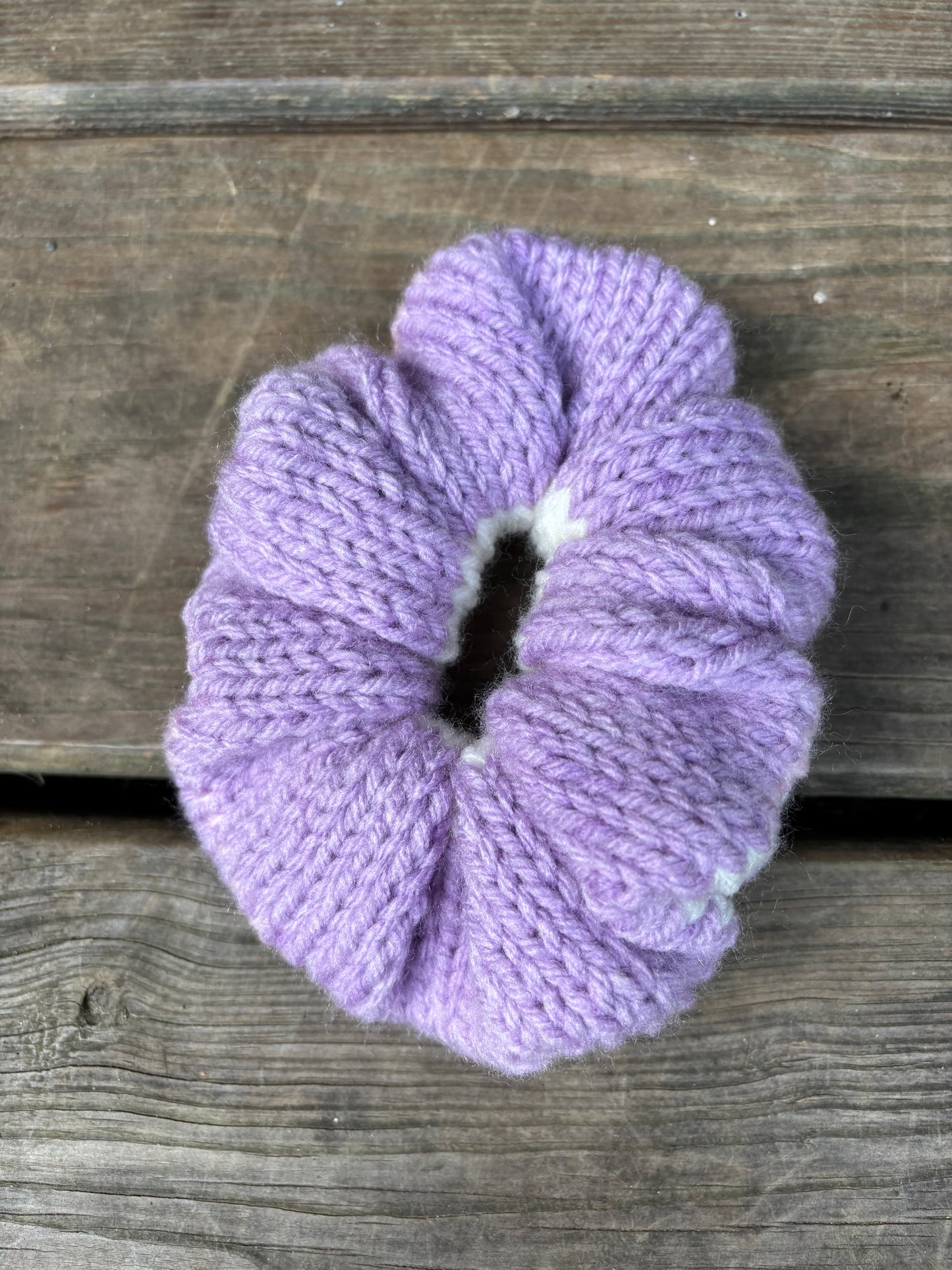 Knit Scrunchie Violet Pansy