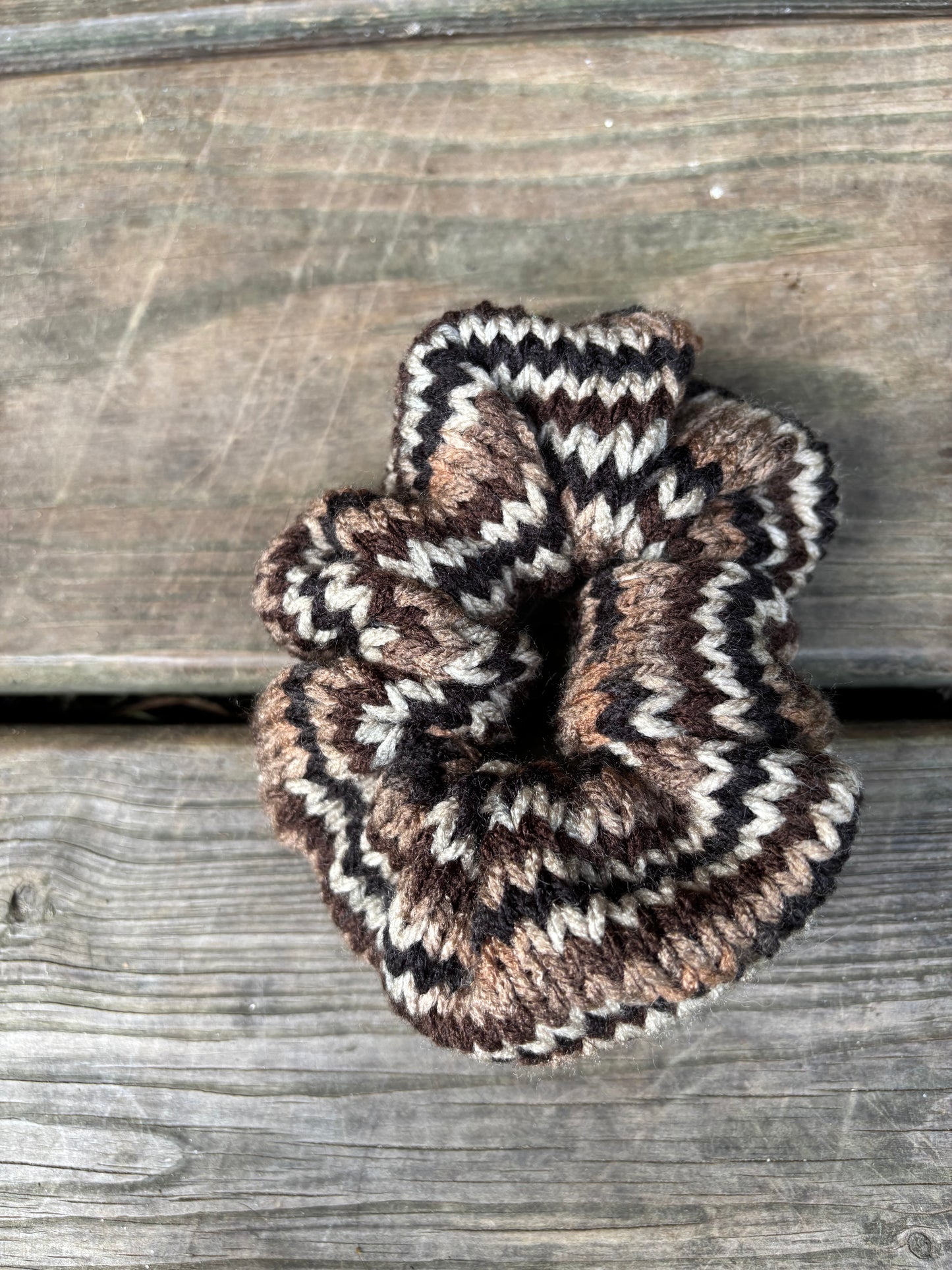 Knit Scrunchie Brown Ombre