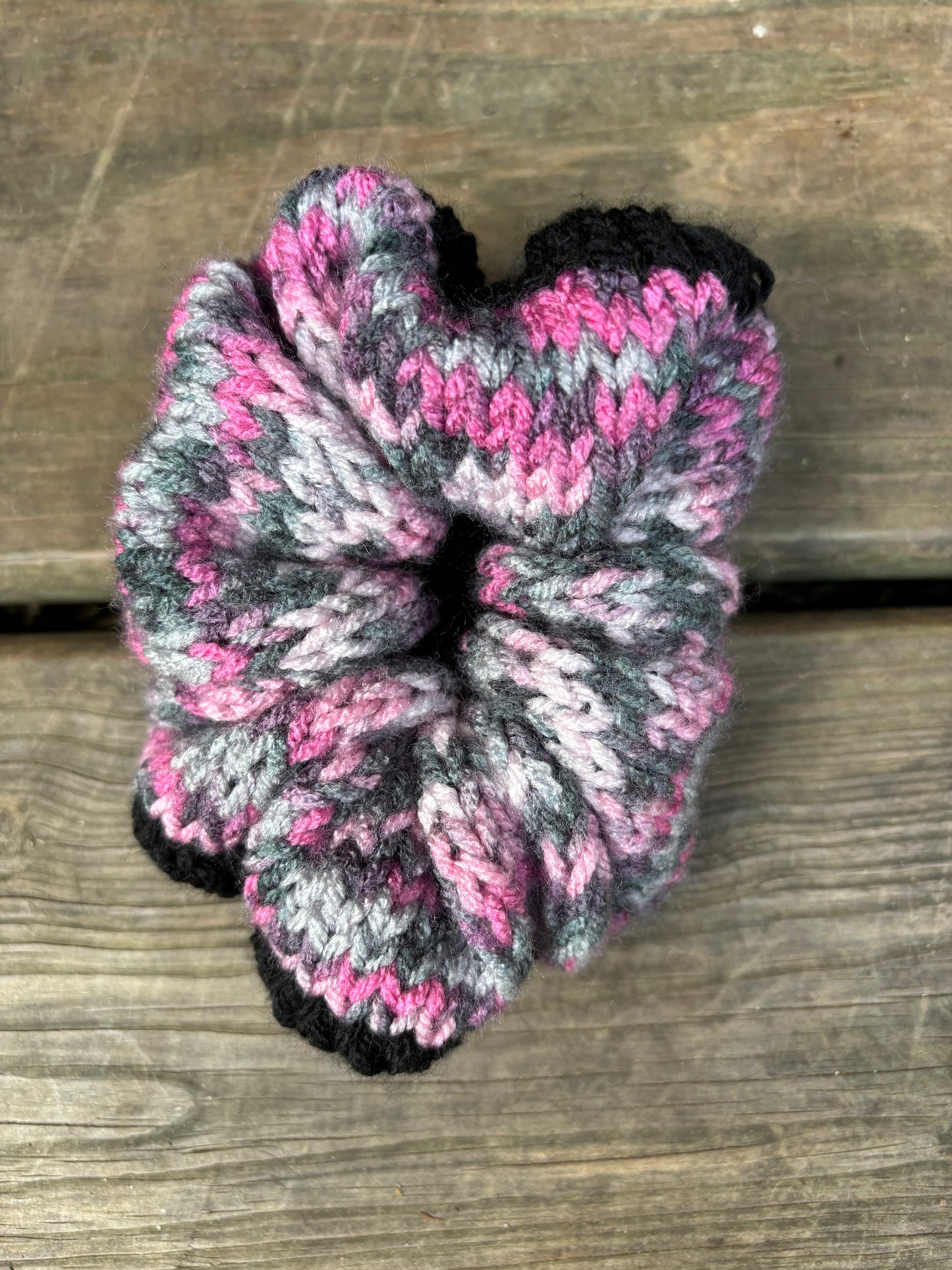 Knit Scrunchie Pink Party and Black