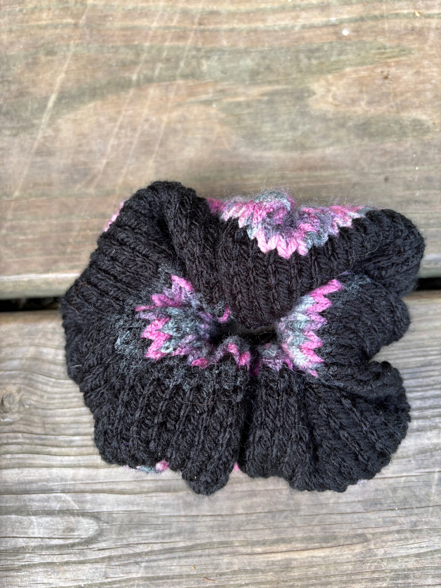 Knit Scrunchie Pink Party and Black