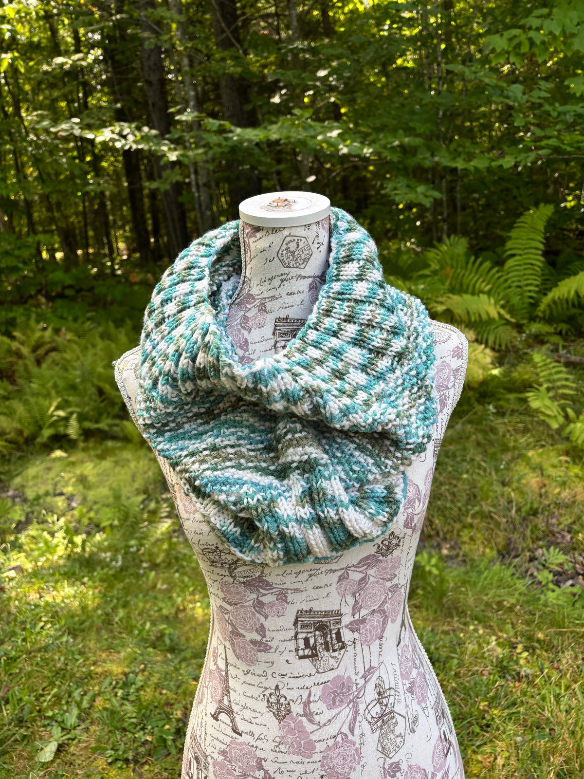 Knit Cowl Greens