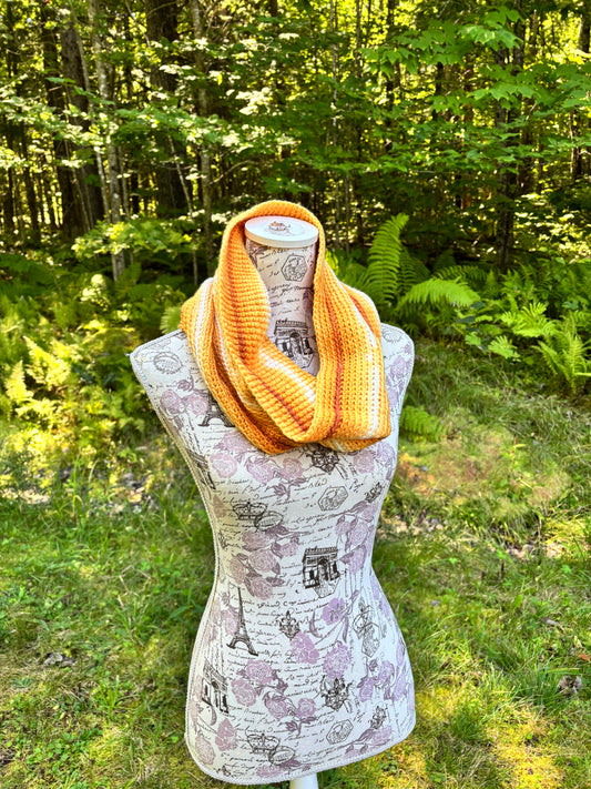 Crochet Cowl Yellow and White