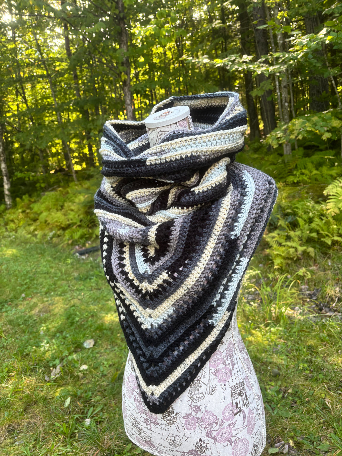 Wild Oleander Hooded Cowl Black to White Adult Size