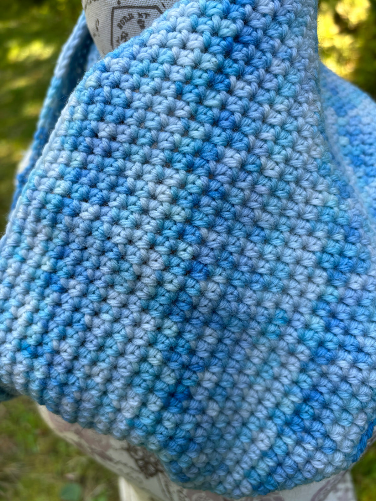 Simple Crochet Cowl Blue