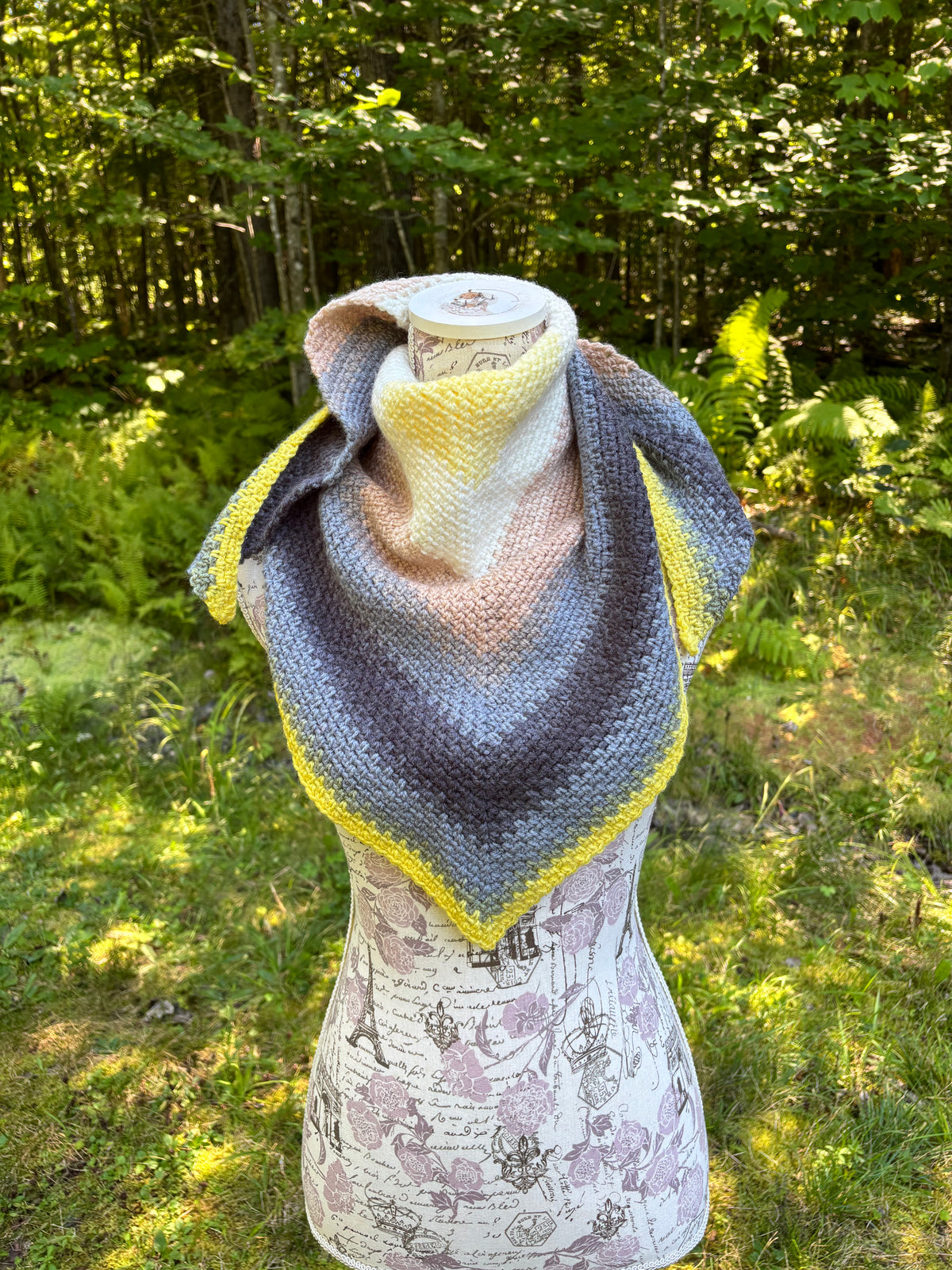 Moss Stitch Triangle Scarf Werewolf