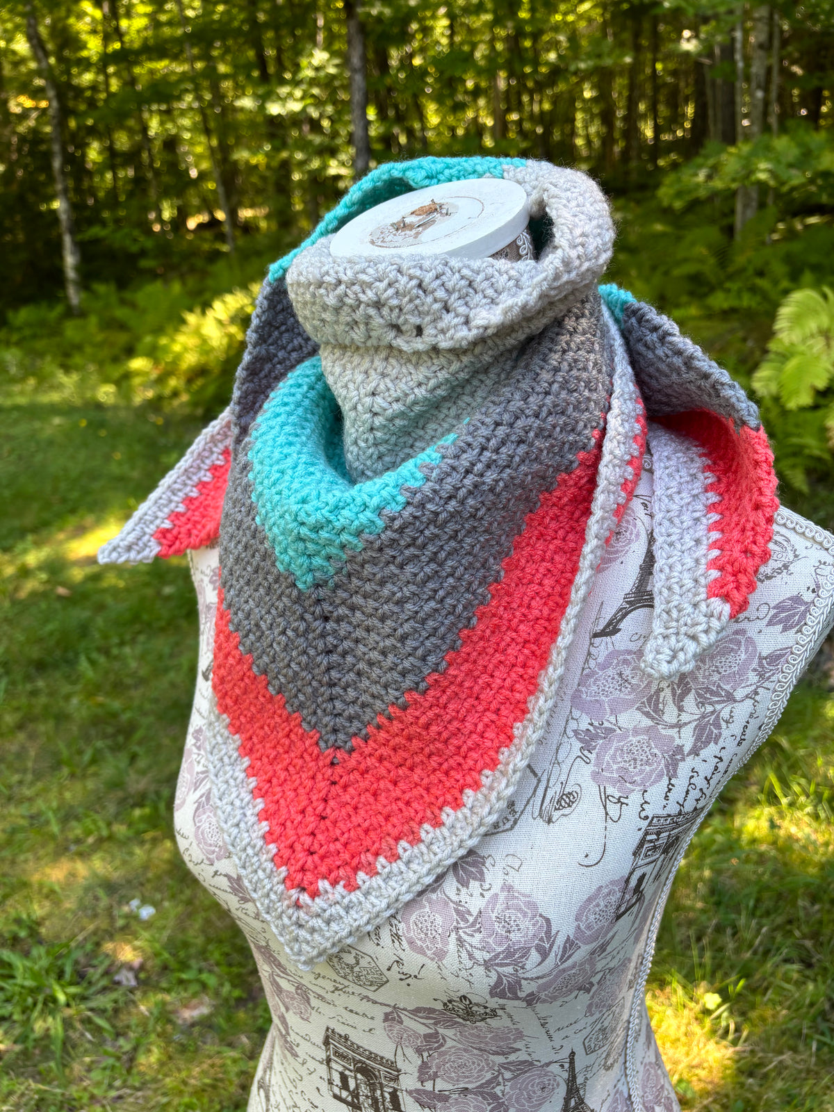 Moss Stitch Triangle Scarf Lolly