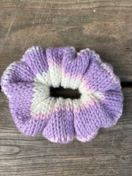 Knit Scrunchie Violet Pansy